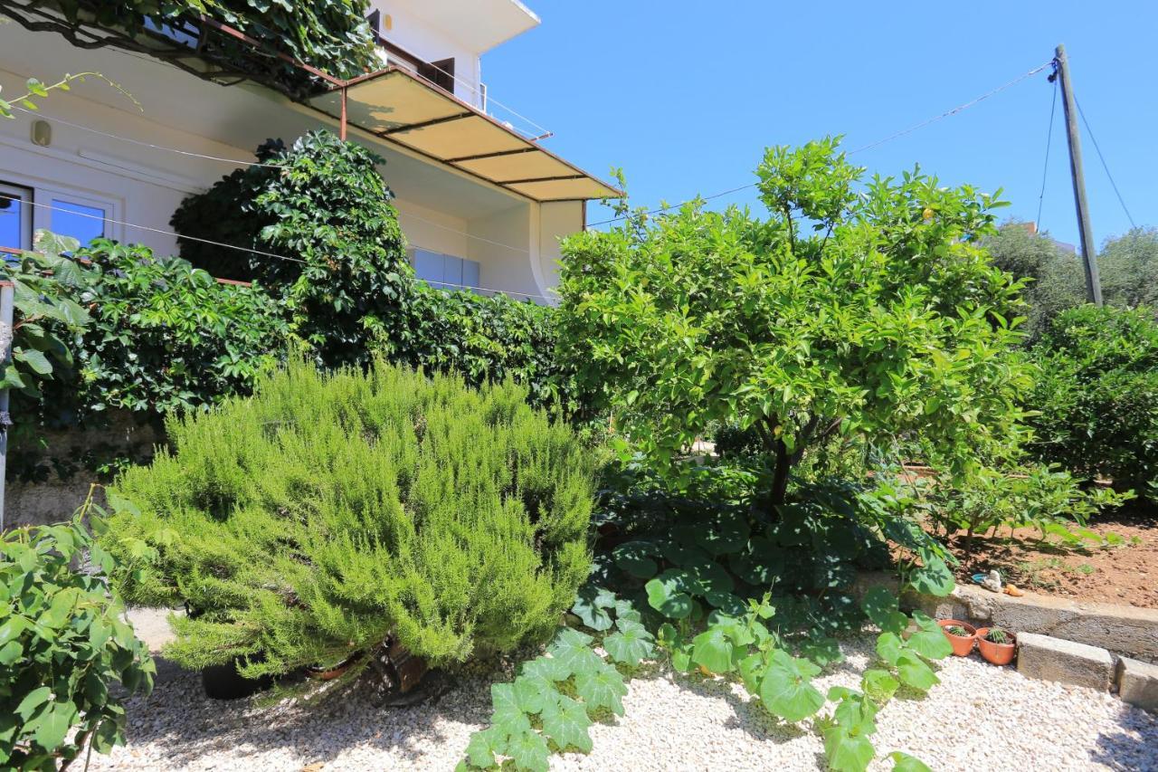 Apartment Zivogosce - Blato 1057D Exterior photo