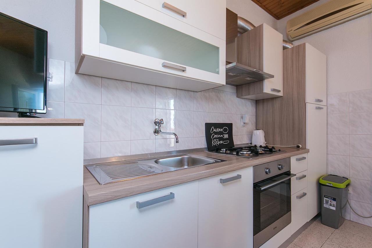Apartment Zivogosce - Blato 1057D Exterior photo